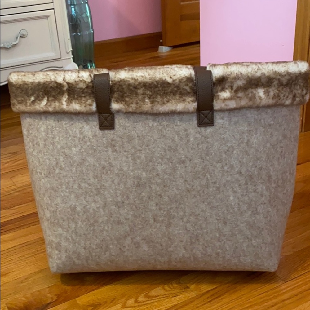 Big Tote